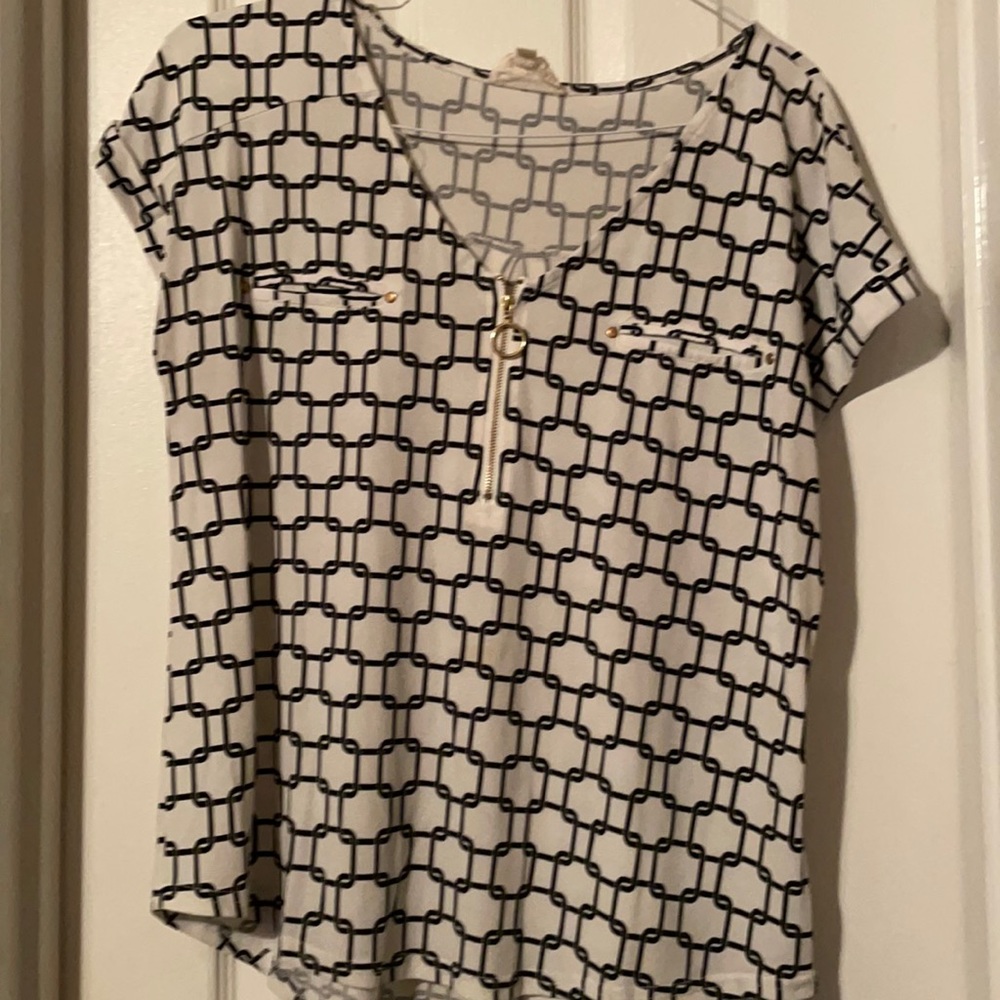 Short sleeved Top